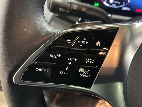 Used 2025 Mercedes-Benz GLA 250 4MATIC image 10