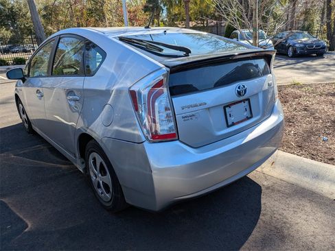 Used 2013 Toyota Prius Two image 5