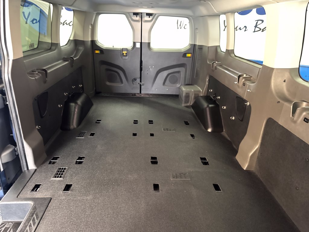 Used 2023 Ford Transit 350 XLT AWD/4WD image 27