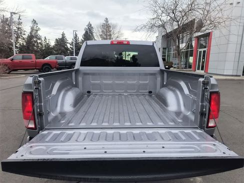 Used 2023 RAM 1500 Classic SLT image 22