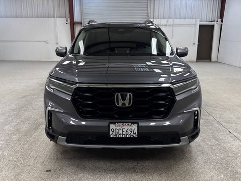 Used 2023 Honda Pilot Touring image 24