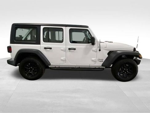 Used 2021 Jeep Wrangler Unlimited Sport image 4