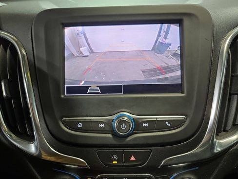Used 2022 Chevrolet Equinox LT AWD/4WD image 25