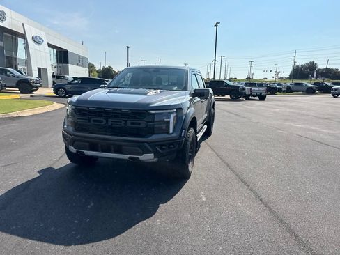Used 2026 Ford F150 Raptor AWD/4WD image 5