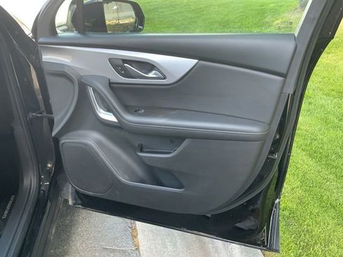 Used 2022 Chevrolet Blazer LT AWD/4WD image 22