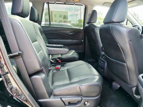 Used 2017 Honda Pilot Elite image 20
