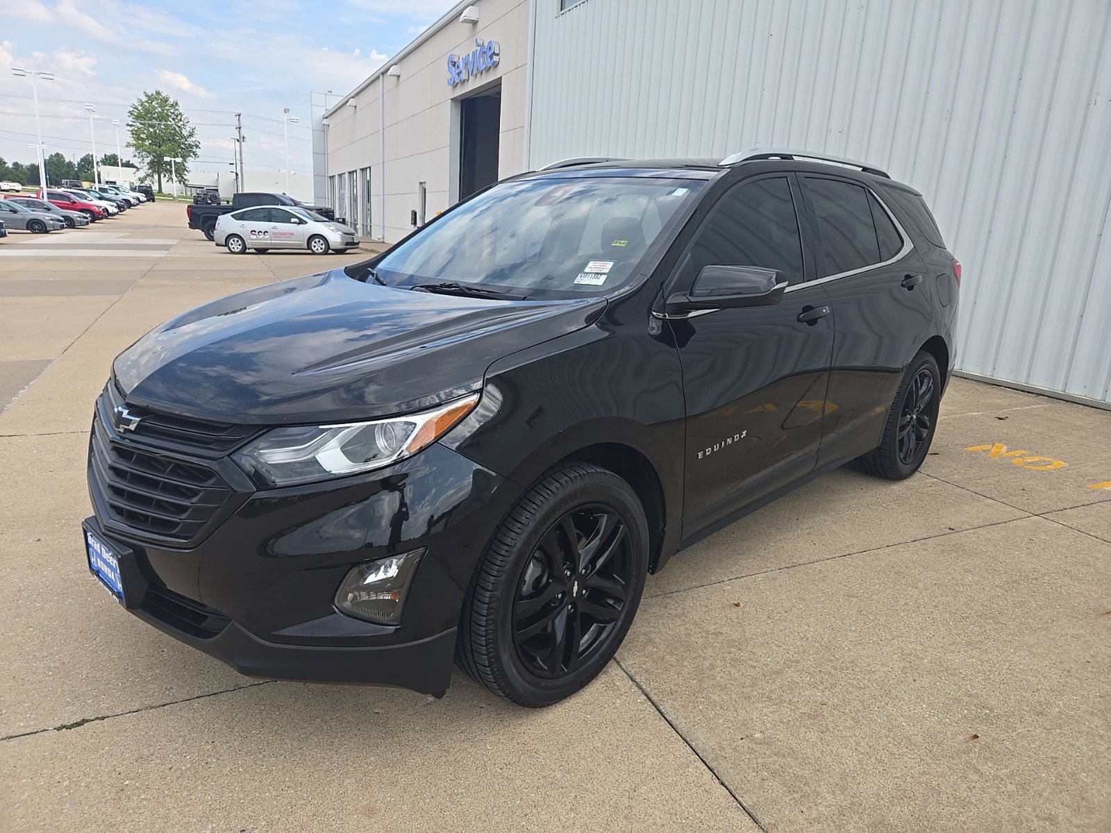 Used 2020 Chevrolet Equinox LT w/ Midnight Edition AWD/4WD image 4
