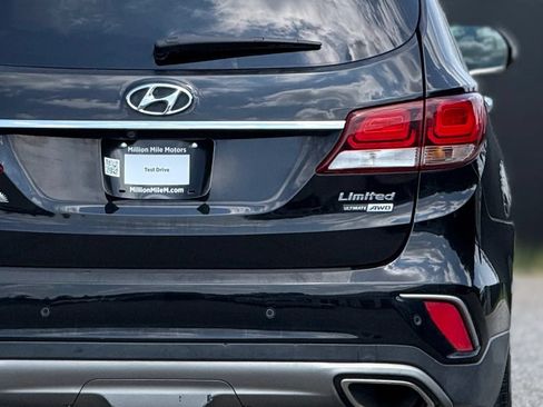 Used 2017 Hyundai Santa Fe Limited AWD/4WD image 14