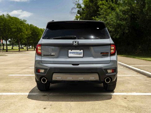 Used 2023 Honda Passport TrailSport image 8