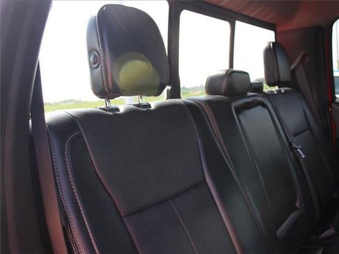 Used 2018 Ford F150 Lariat image 38