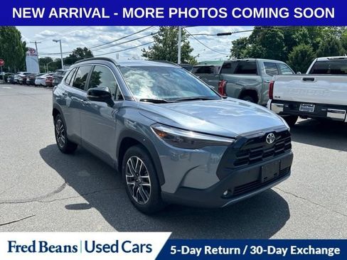 Used 2026 Toyota Corolla Cross XLE AWD/4WD image 1