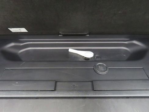 Used 2025 Ford Expedition Active image 45