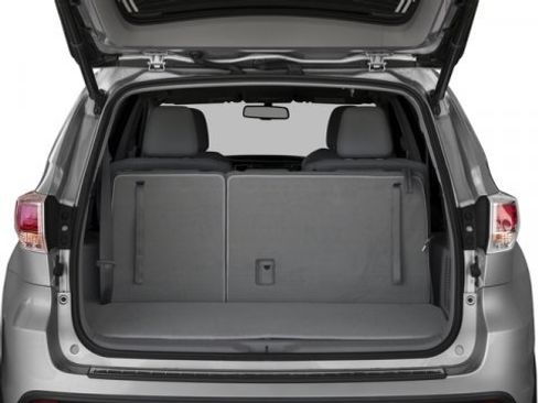 Used 2016 Toyota Highlander XLE image 15