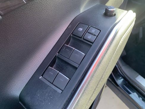 Used 2020 Toyota Highlander Limited Platinum image 15