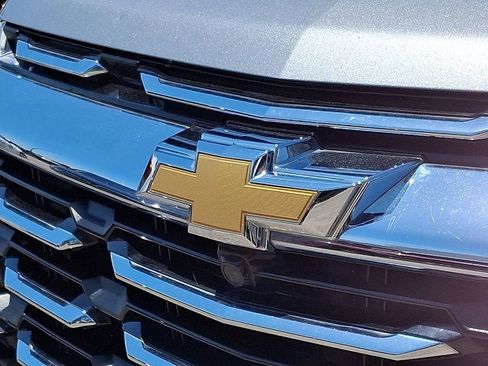 Certified 2025 Chevrolet Equinox LT FWD image 32
