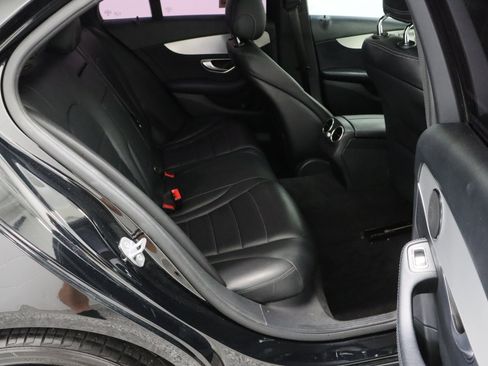 Used 2018 Mercedes-Benz C 300 Sedan image 37