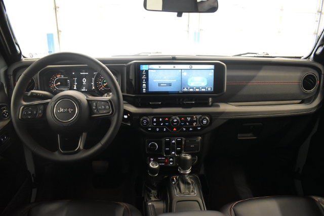 Used 2024 Jeep Wrangler Unlimited Rubicon w/ Safety Group AWD/4WD image 5