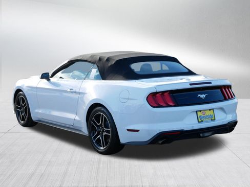 Used 2023 Ford Mustang Premium image 5