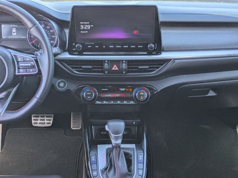 Certified 2024 Kia Forte GT w/ GT2 Package FWD image 17