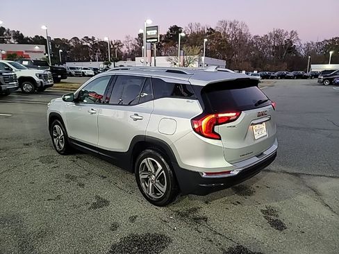 Used 2019 GMC Terrain SLT image 5