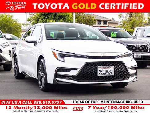 Certified 2025 Toyota Corolla SE w/ Convenience Package image 1