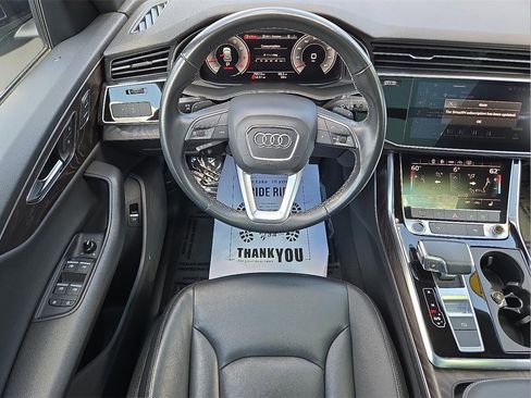 Used 2021 Audi Q8 Premium w/ Black Optic Package image 12