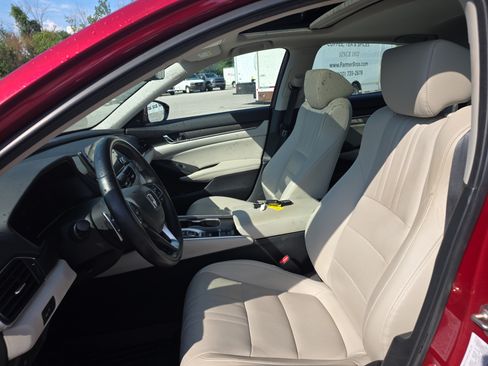 Used 2019 Honda Accord EX-L image 13