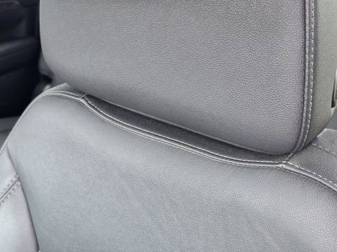 Used 2024 Chevrolet Suburban Z71 w/ Z71 Off-Road Package image 18