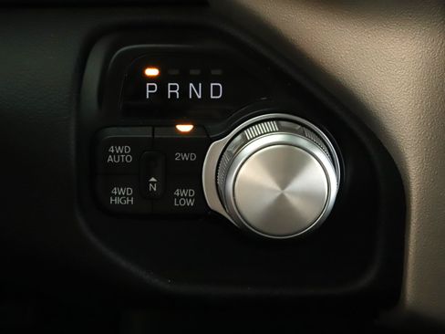Used 2021 RAM 1500 Laramie AWD/4WD image 18