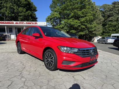 Used 2019 Volkswagen Jetta SE w/ Cold Weather Package