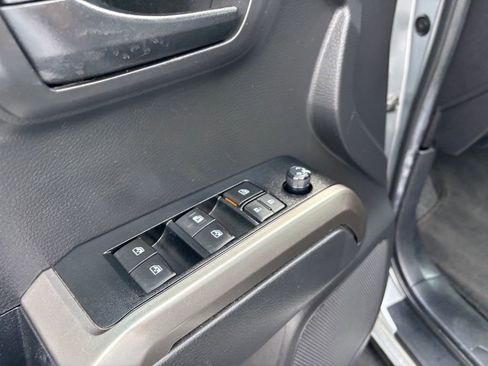 Used 2022 Toyota Tacoma SR5 image 23