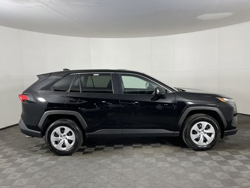 Used 2024 Toyota RAV4 LE image 5