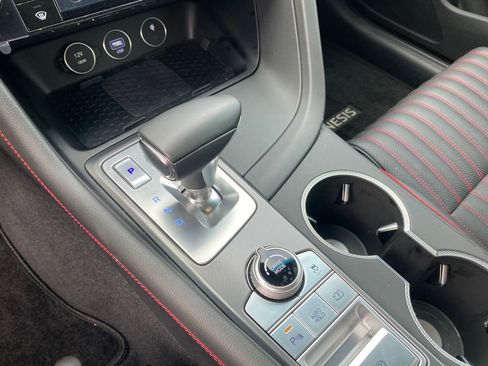 Used 2025 Genesis G70 2.5T w/ Sport Prestige Package image 35