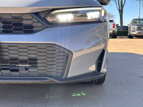 Used 2025 Honda Civic Sport image 3