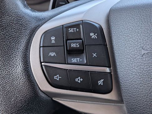 Used 2021 Ford Explorer XLT w/ Equipment Group 202A image 26