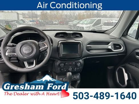 Used 2021 Jeep Renegade Sport image 14