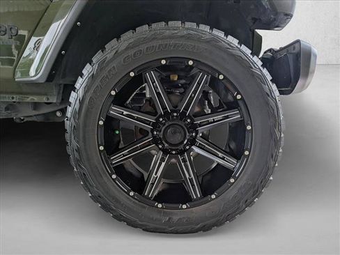 Used 2022 Jeep Gladiator Sport AWD/4WD image 21