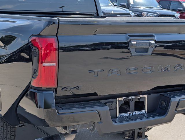 Used 2024 Toyota Tacoma SR5 AWD/4WD image 8