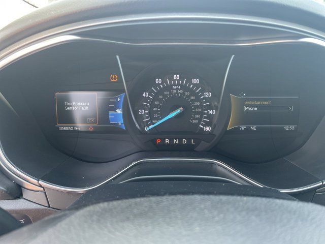 Used 2017 Ford Fusion SE w/ Equipment Group 201A FWD image 24