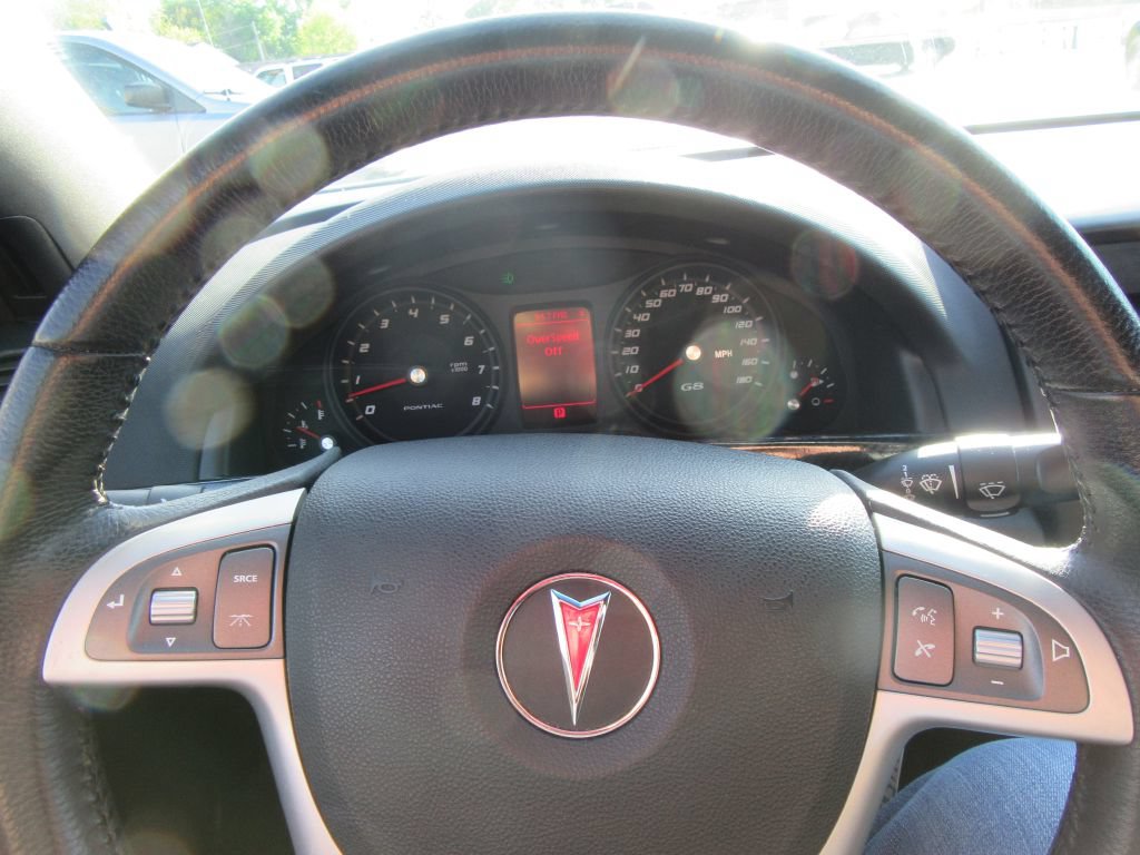 Used 2009 Pontiac G8 w/ Premium Package RWD image 17