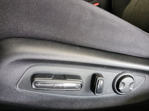 Used 2025 Honda Accord Sport image 16