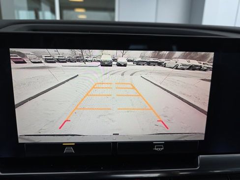 Used 2022 Chevrolet Silverado 1500 LT image 32