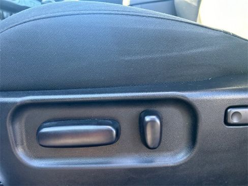 Used 2023 Toyota Tacoma TRD Sport image 11