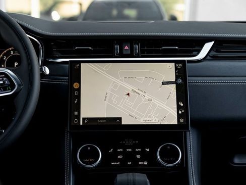 New 2026 Jaguar F-PACE R-Dynamic S image 18