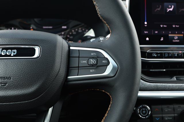 New 2026 Jeep Compass Latitude AWD/4WD image 14