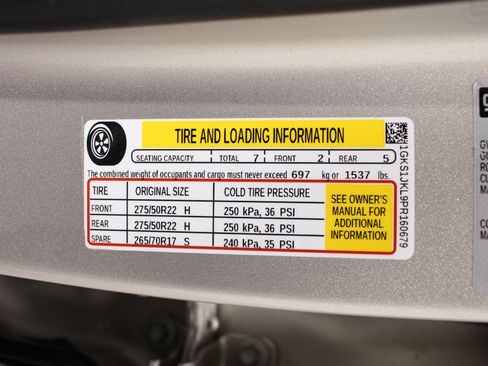 Used 2023 GMC Yukon XL Denali RWD image 40