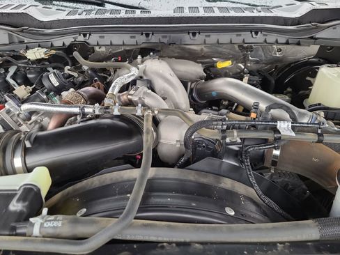 Used 2024 Ford F250 XLT w/ FX4 Off-Road Package image 17