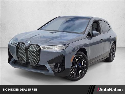 Used 2023 BMW iX xDrive50 w/ Sport Package AWD/4WD image 1