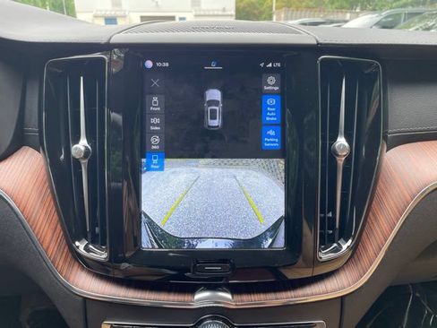 Certified 2023 Volvo XC60 B6 Ultimate w/ Climate Package AWD/4WD image 21