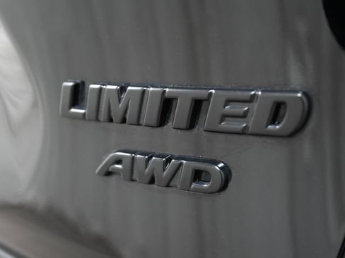 Used 2022 Toyota RAV4 Limited AWD/4WD image 12